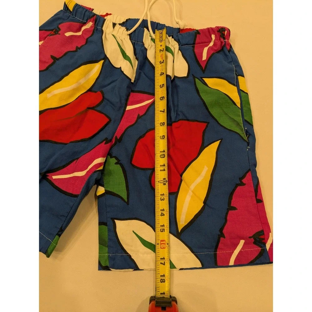 Vintage Bushwacker USA Beach Shorts Mens M Multicolor Floral Hawaiian 80s 90s